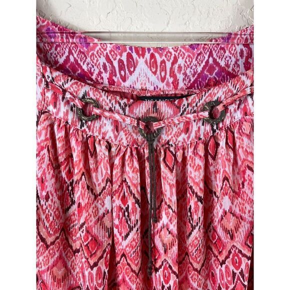 Zac & Rachel Woman Geometric Printed Chiffon Flutter Sleeve Blouse 1X Pink Boho - Picture 2 of 8